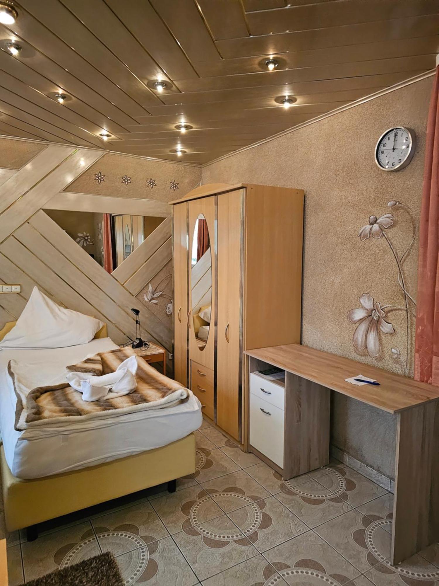 Hotel Tenne Фирнхайм Экстерьер фото