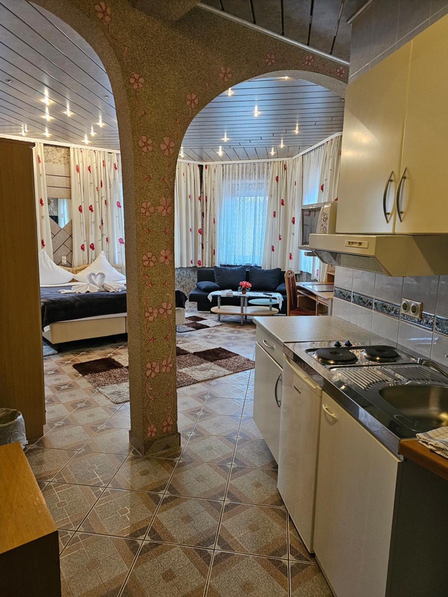 Hotel Tenne Фирнхайм Экстерьер фото